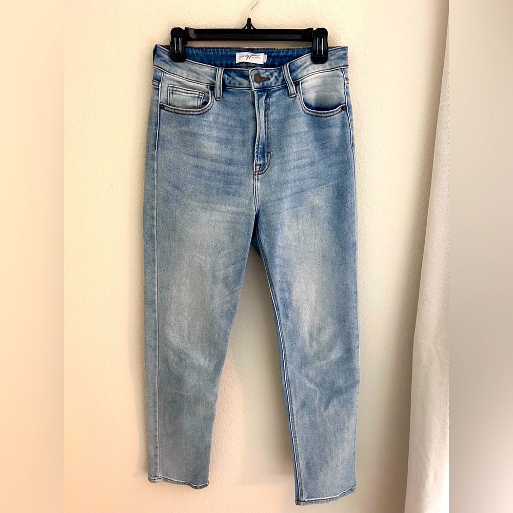 Carly Jean Los Angeles Brooke Straight Jeans